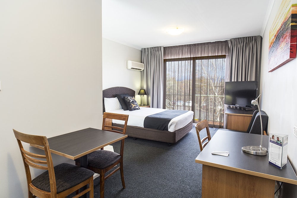 Alpha Hotel Canberra Deluxe Room with Terrace